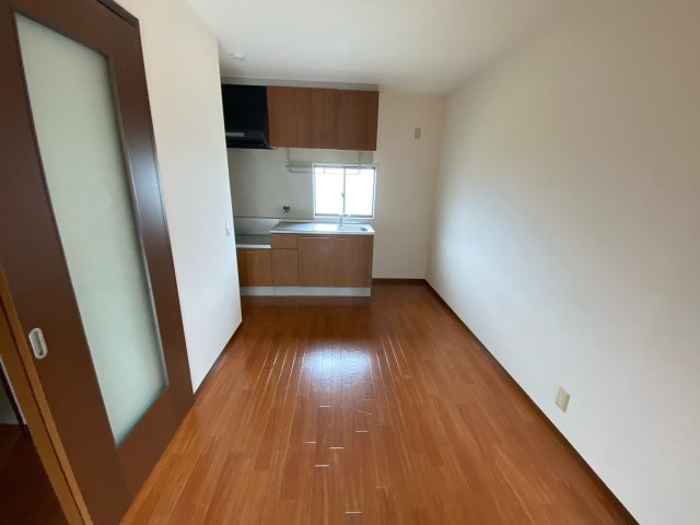 エコーズユタカ A棟の居間・リビング