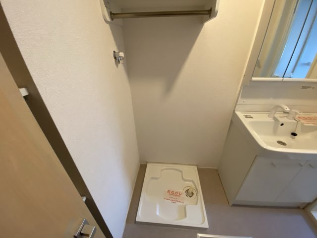 シャルマン・ドミールのその他