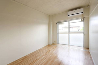 【居間・リビング】 | ビレッジハウス高屋2号棟 | ビレッジハウスの同一物件・同一タイプの間取りの写真です