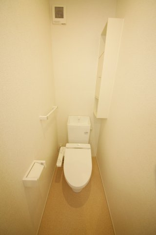 ニシルラッキーキャットのトイレ