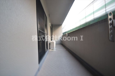 【バルコニー】 | レジディア西天満（旧リヴァージュ西天満） | バルコニーからの眺めを楽しみながら食事をしませんか