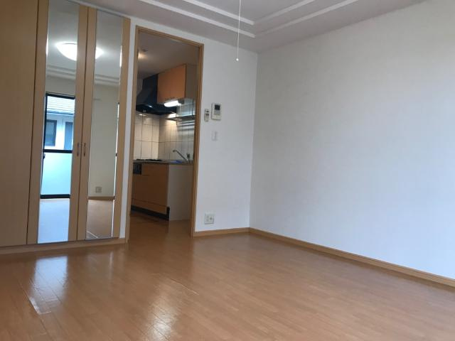 オレンジビレッジの内装|室内