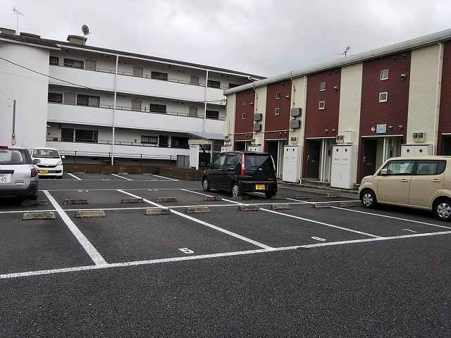 レオネクストＭｙ　やまがレッドの駐車場|写真と現状が異なる場合は現状を優先します。
