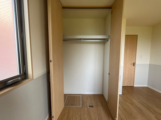 メゾン・ルーチェＡ棟の収納