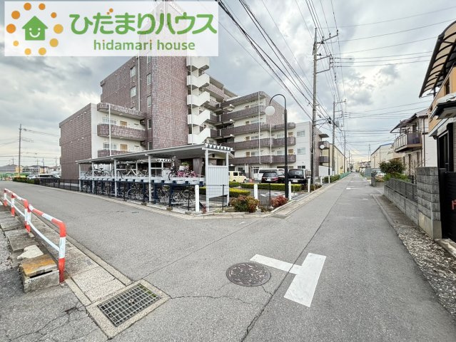 ミューアダマスグランテの周辺