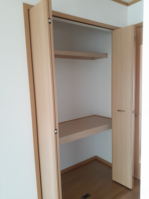 グランデカメリア山の手Ⅵのその他