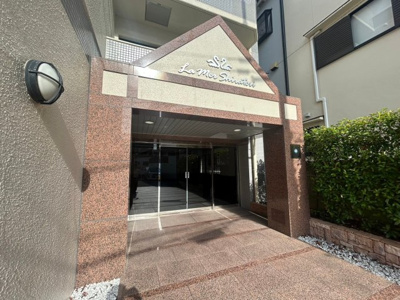 【エントランス】 | ラ・メール白鳥