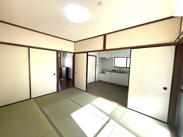 高知市高須貸家２棟の和室|２F西棟
来客時にも便利な和室付き