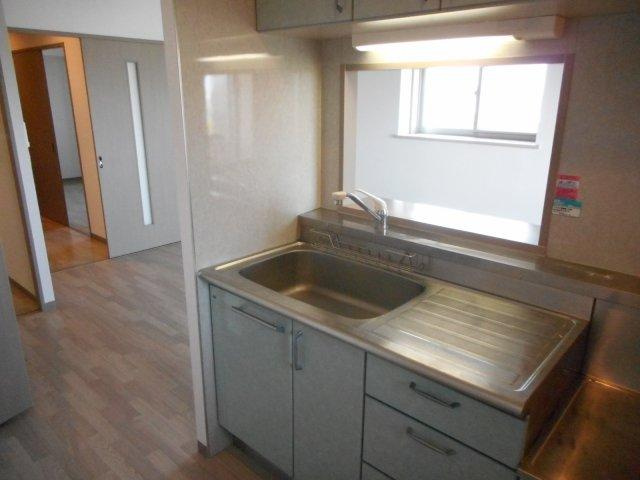 ラウンドタワーオペリアのキッチン