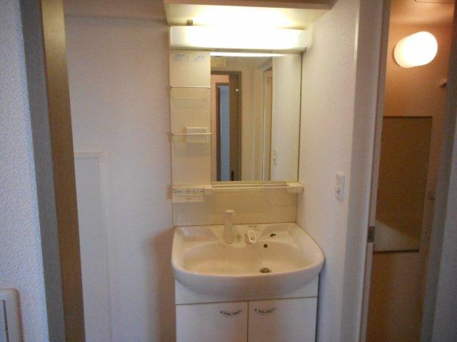 ラウンドタワーオペリアの洗面所