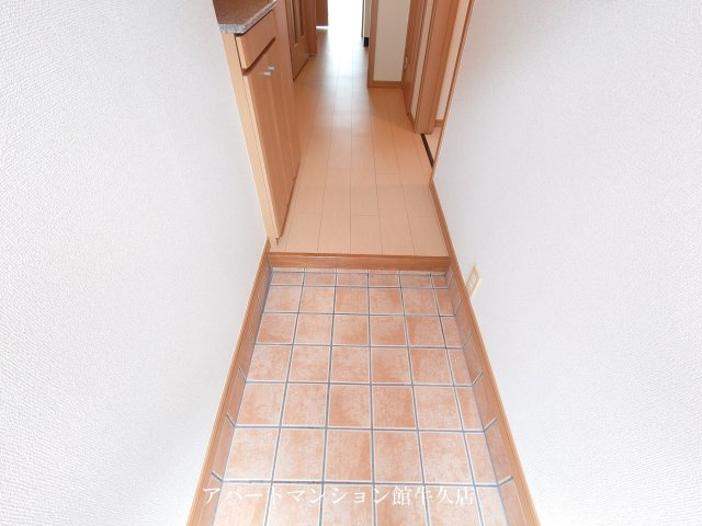 モダン・エディフィスⅠの玄関