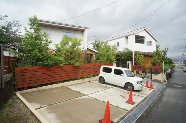 森の家こもびおの外観