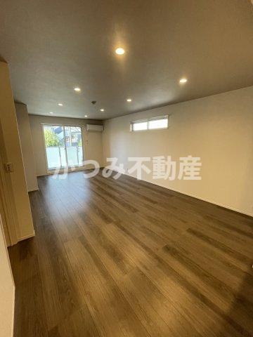 【居間・リビング】 | プラウドコート（D-room） | 他号室参考写真