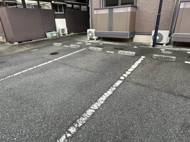 エクセルコートの駐車場