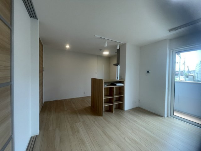 カザ　オリーブ　EASTの洋室