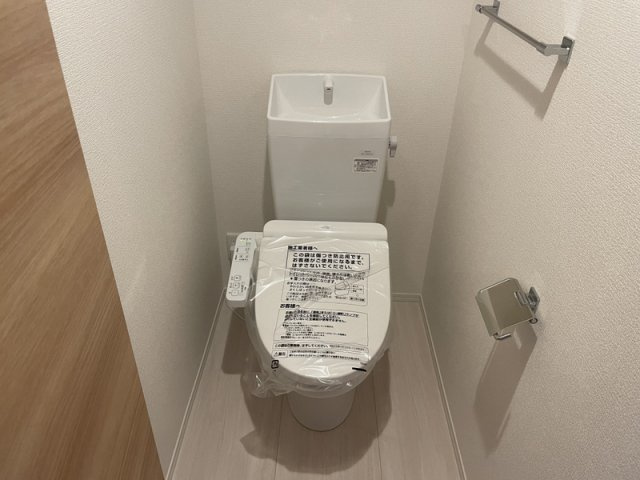 カザ　オリーブ　EASTのトイレ