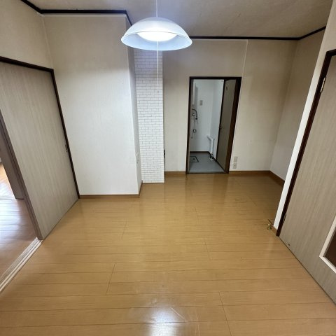 №１福盛ハイツA棟の居間・リビング