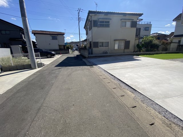 新築　高崎市並榎町3期　Heartful　Town　1号棟の前面道路含む現地写真|現地写真　北東側接道幅員約4.5ｍ