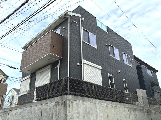 厚木市温水　中古戸建の外観|おしゃれな外観です