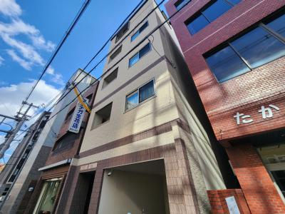 メゾンアーサー