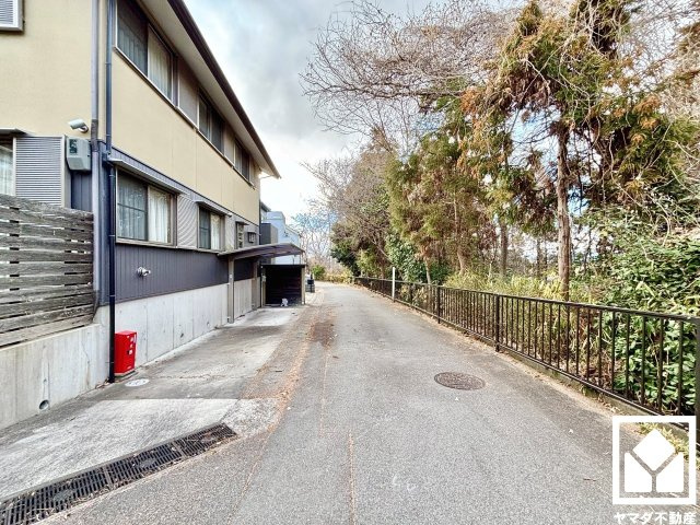 宇治市五ケ庄広岡谷の前面道路含む現地写真