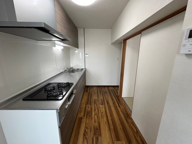 東浦マンションのキッチン|広々としたキッチンスペース♪