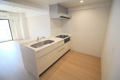 【キッチン】 | トリニティ豊中本町 | 別室の写真使用