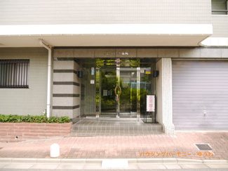 【エントランス】