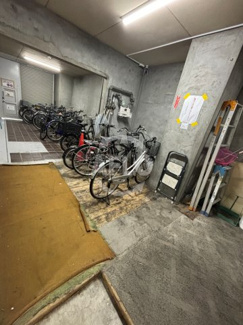 【設備】 | アカナスビルヂング心斎橋 | アカナスビルヂング心斎橋　駐輪場