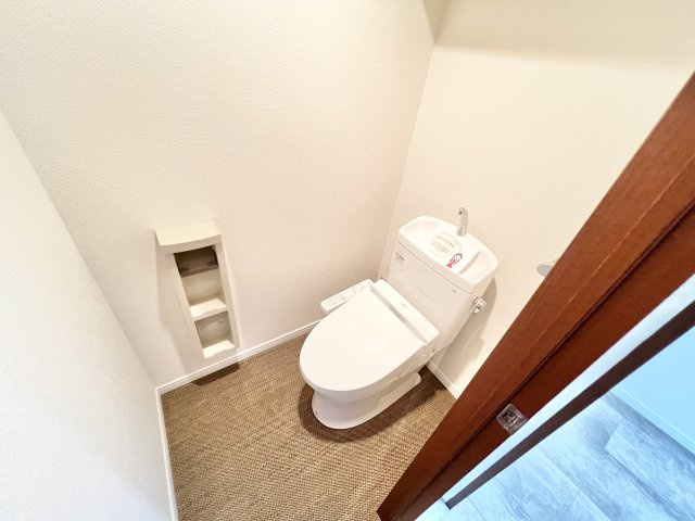 エバーグリーン 八番館のトイレ|※別部屋参考写真