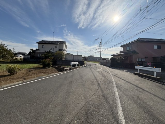 川越市大袋新田　建築条件なし売地　「南大塚駅」徒歩14分　【大東西小学区】の前面道路含む現地写真