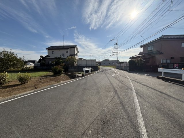 川越市大袋新田　建築条件なし売地　「南大塚駅」徒歩14分　【大東西小学区】の前面道路含む現地写真