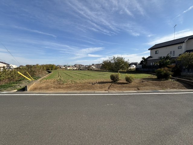 川越市大袋新田　建築条件なし売地　「南大塚駅」徒歩14分　敷地81坪　【大東西小学区】