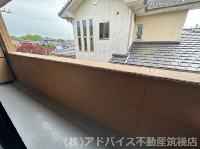 筑後市大字一条のアパートのバルコニー