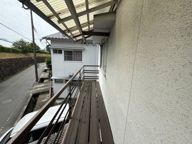 名古山町貸家　中東のバルコニー