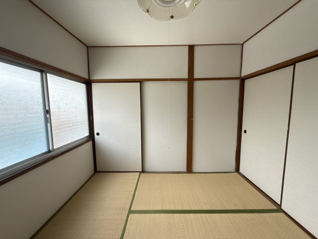 名古山町貸家　中東の子供部屋