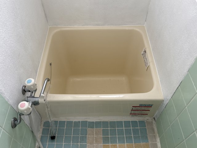 名古山町貸家　中東の浴室
