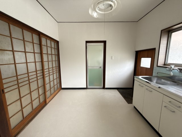 名古山町貸家　中東の居間・リビング