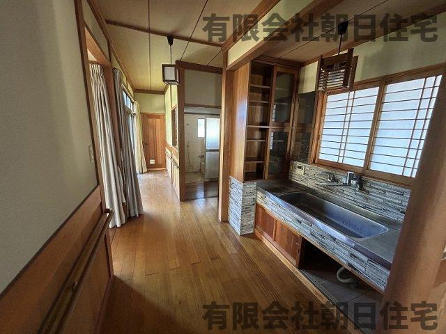 【内装】 | 邑生町中古戸建 | 明るい室内です