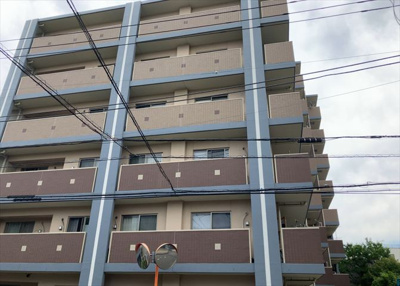 【現況写真】 | サンクレイドル西八王子アリア | 眺望の良さを楽しめるダイニングキッチンで家族団らんの時間を過ごしてはいかがでしょうか。バルコニーから見える景色を家族で眺める時間は、時間が経つのを忘れてしまいそうですね。是非、現地を見に行きましょう！