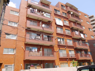 【外観】 | 東京メトロ南北線「志茂」駅より徒歩１分の好立地。