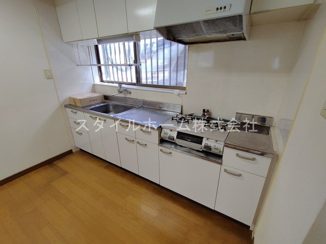 八町通貸家のキッチン