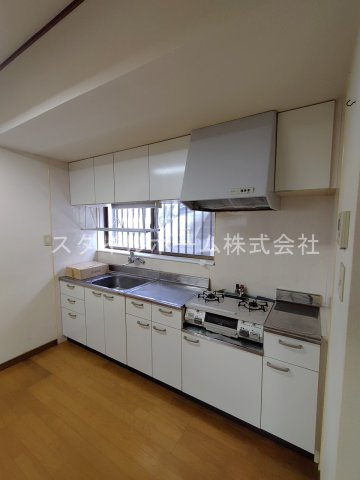 八町通貸家のキッチン