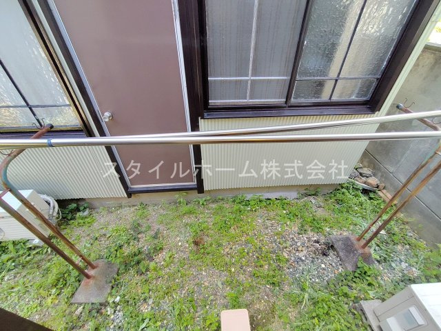 八町通貸家の庭