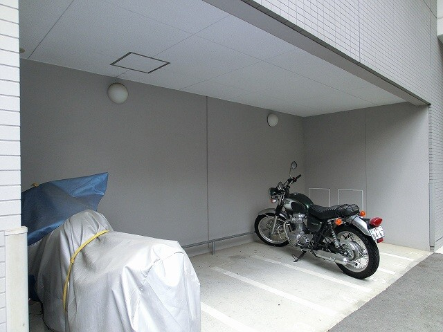 ParkAxis元浅草stageの設備|バイク置き場