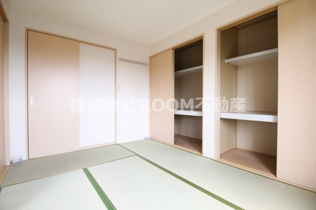 フローラルビレッジⅠ番館の和室