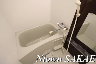 【浴室】 | ハーモニーテラス長筬町Ⅱ | 落ち着いた空間のお風呂です