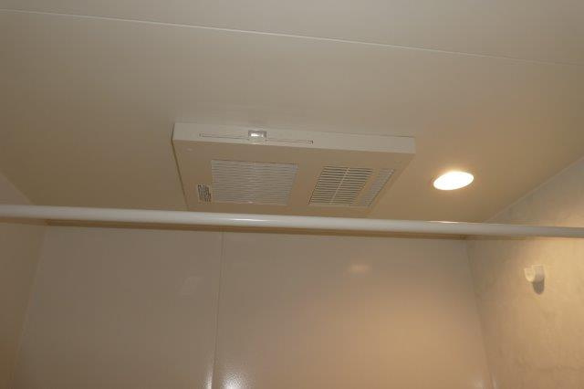 ディマーネⅡの浴室|浴室乾燥機