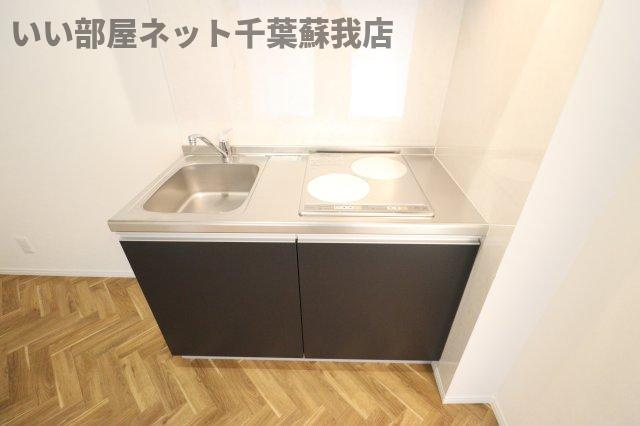 クレセントパーク末広 のキッチン|コンパクトなキッチンで掃除もラクラク