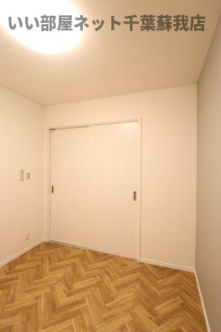 クレセントパーク末広 の洋室|きれいな洋室です